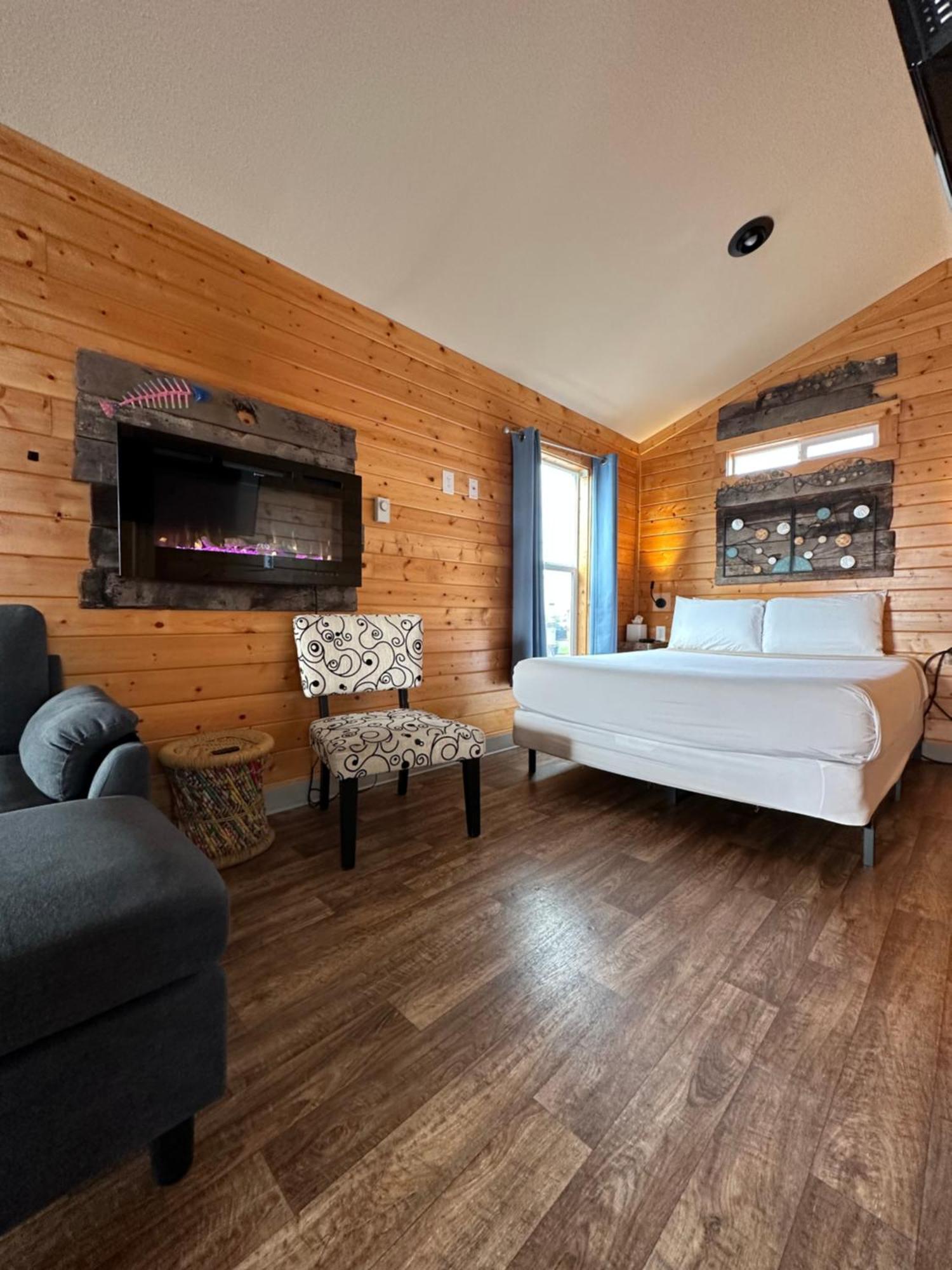 Westport Marina Cottages Ngoại thất bức ảnh