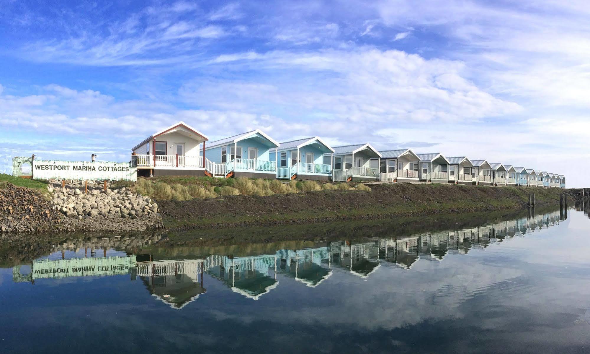 Westport Marina Cottages Ngoại thất bức ảnh
